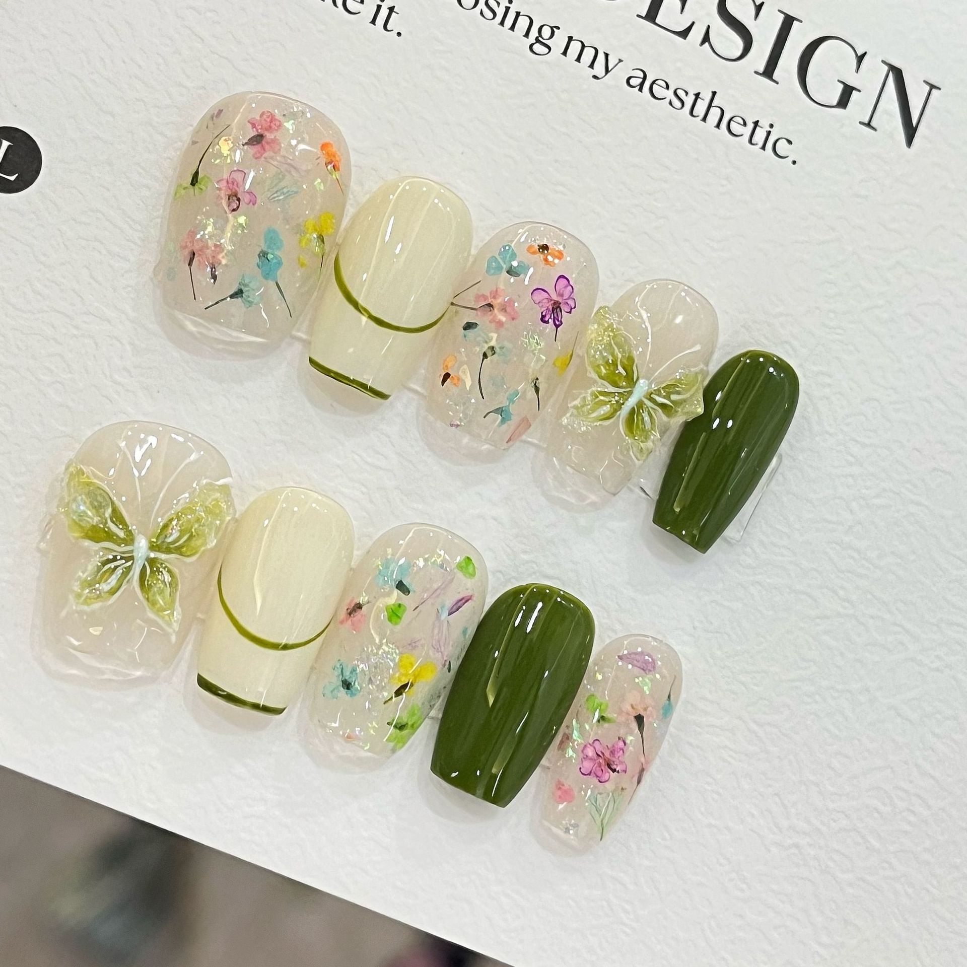 Nail Art French Nails - 10 pz. Unghie Finte a Farfalla
