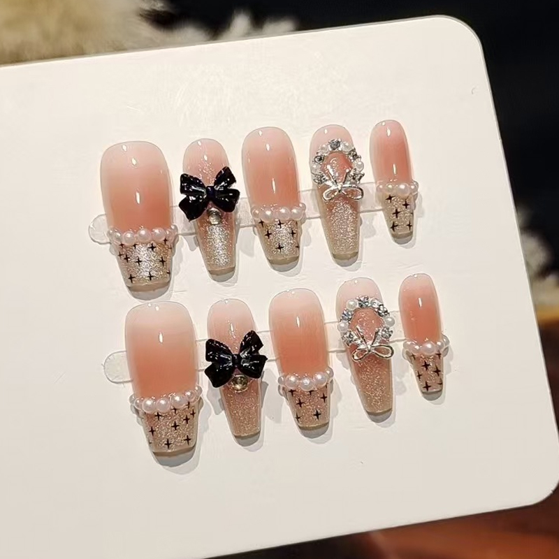 10 Pezzi Unghie Finte Press-on - Nail Art French Nails recensione e prezzo
