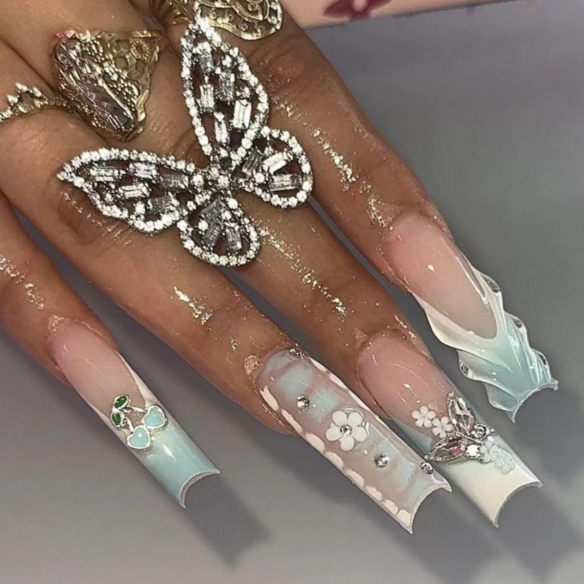 24 pezzi di fiori stampa sulle - Nail Art French Nails recensione e prezzo